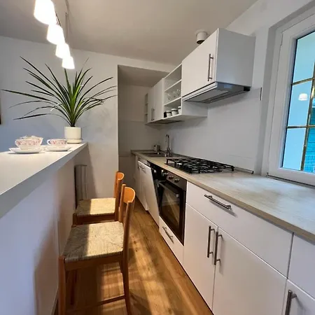 Bleu Suite * فيلتري